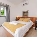 Casas Do Forneiro - T1 * Nordeste (Azores)